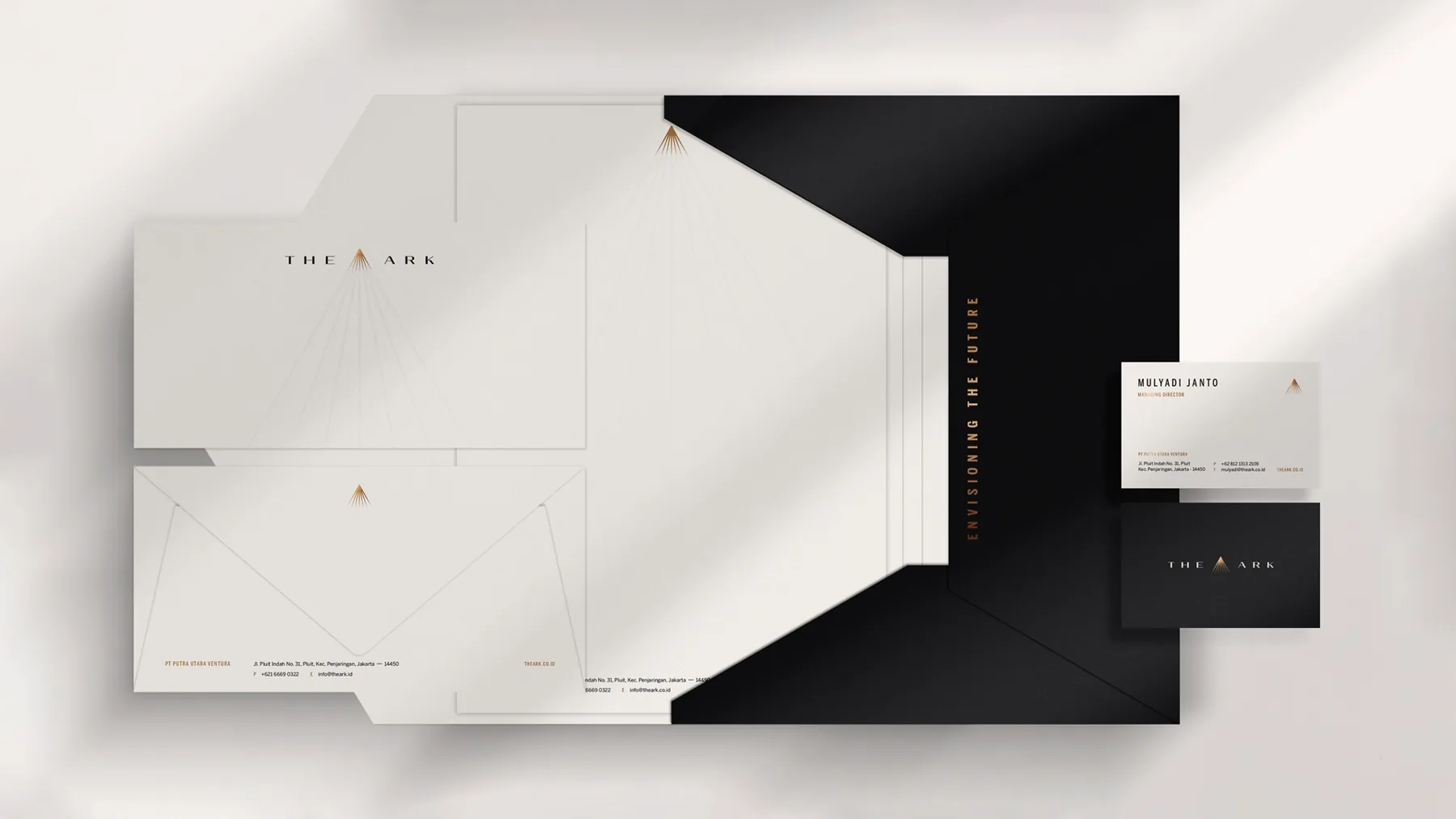 Stationery set: letterhead, envelope and business cards in black and white